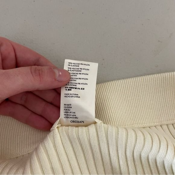 ANTHROPOLOGIE MAEVE DESIREE HIGH RISE WAIST RIBBED CABLE KNIT SLIT MIDI SKIRT L - Picture 6 of 6